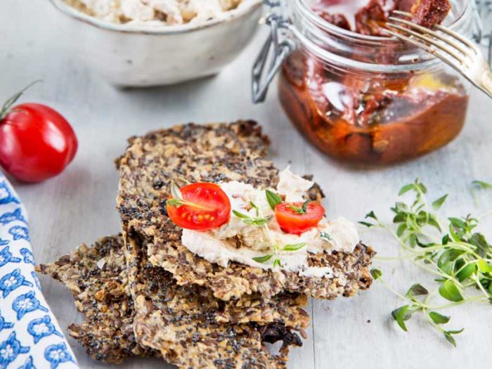 froknacke-med-soltorkade-tomater-recept