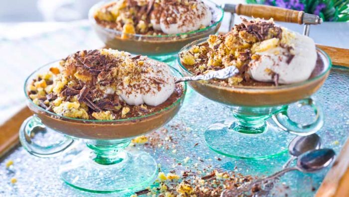 lyxig-mousse-med-mork-choklad-och-kaffe-recept