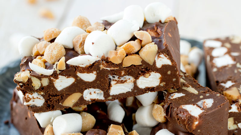 Chokladrutor med jordnötter recept