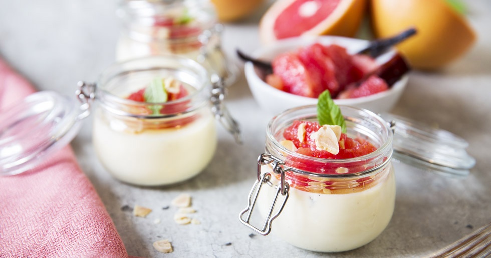 vit-chokladpannacotta-med-blodapelsin-recept