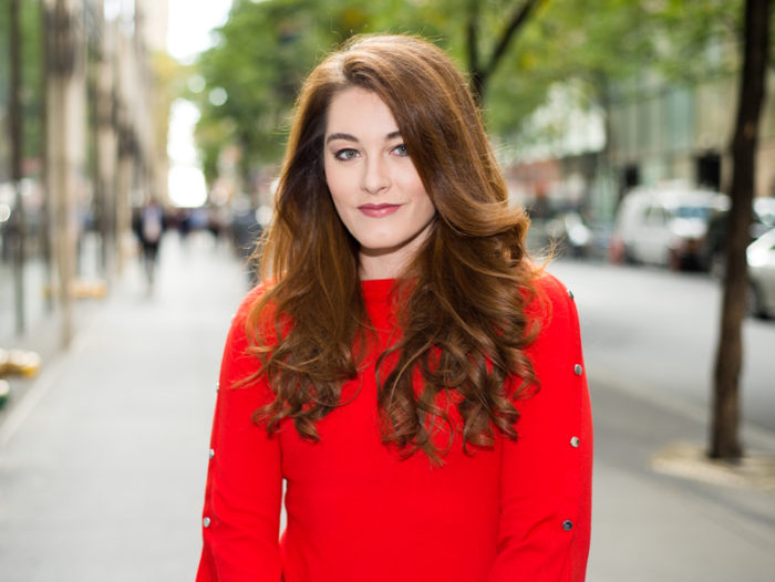 Amerikanska artisten Mandy Harvey förlorade hörseln som 18-åring, men hittade tillbaka till musiken.