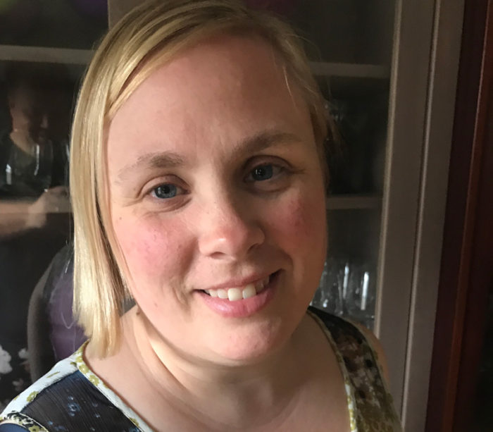 Åsa Flodin använder ett bra knep för bakplåtspapper.