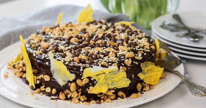 Sandras choklad- och jordnötstårta.