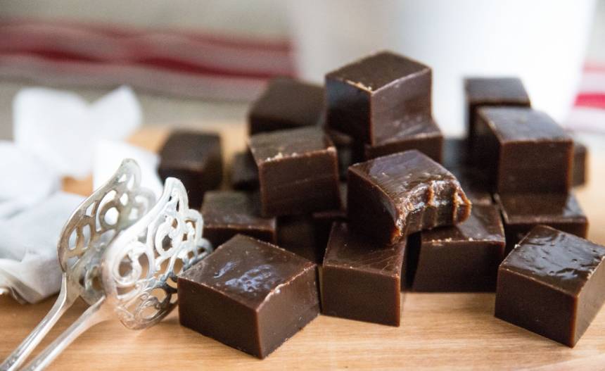 chokladkola med lakrits chokladkola med lakrits